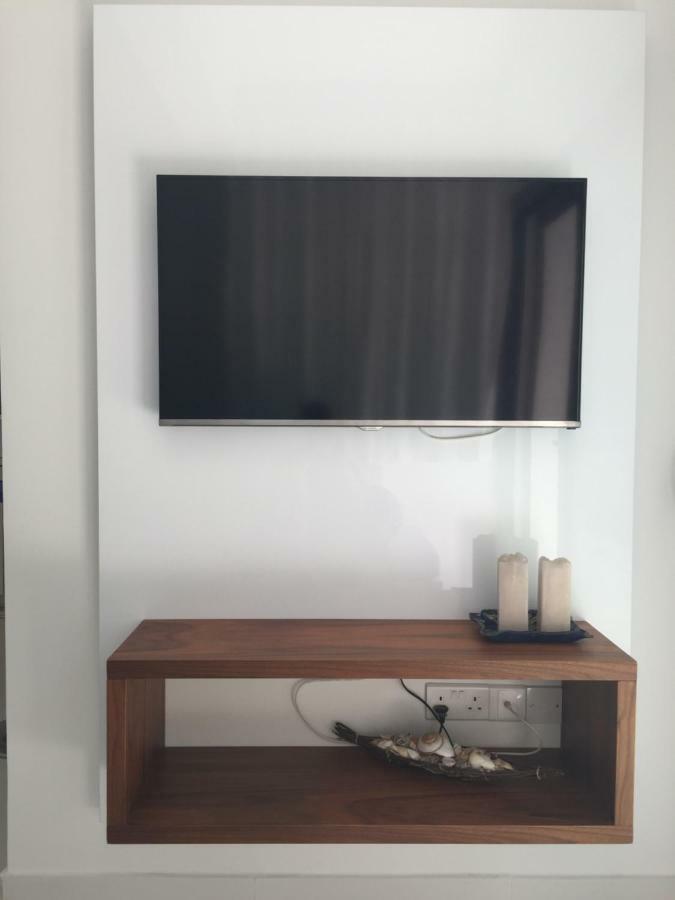 Modern Seaview Beach Studio Limassol Extérieur photo