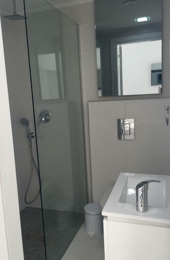 Modern Seaview Beach Studio Limassol Extérieur photo