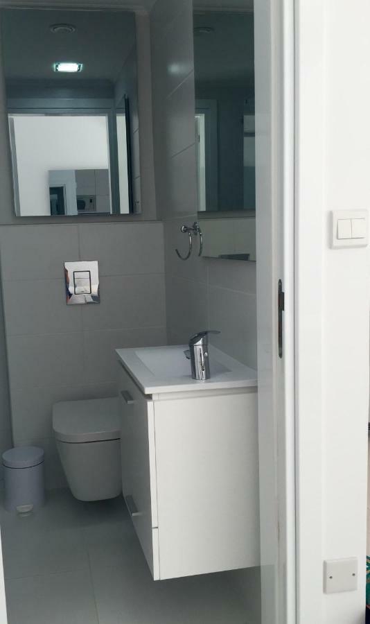 Modern Seaview Beach Studio Limassol Extérieur photo